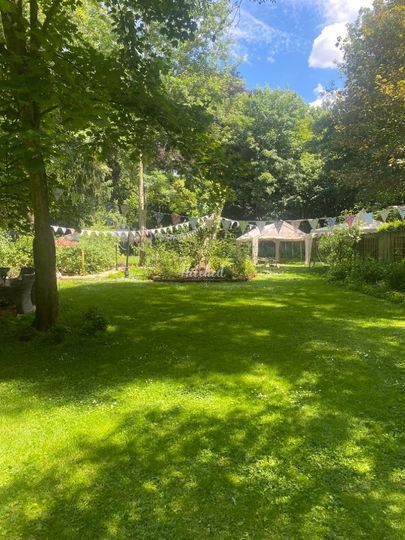 Anna's Garden Parties