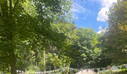 Anna's Garden Parties