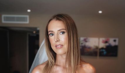 Makeup By Issey