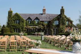 Weddings at Scarlet Hall