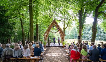 Hartlington Woodland Weddings