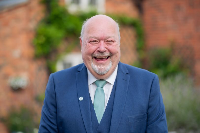 Nigel Celebrant