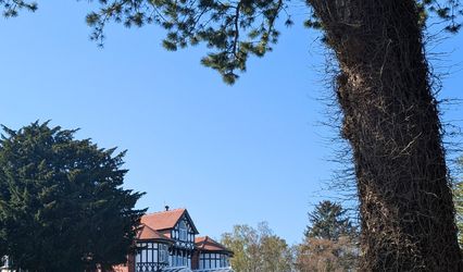 Lyons Woodlands Hall Hotel