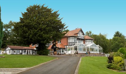 Lyons Woodlands Hall Hotel