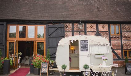 Edna Vintage Caravan Photo Booth