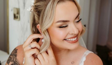 Lucy Marie Bridal Hair And Makeup