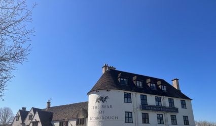 The Bear of Rodborough Hotel
