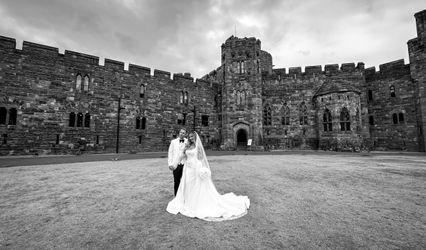The Wedding Time Capsule - Wedding Content Creator