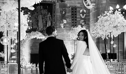 The Wedding Time Capsule - Wedding Content Creator