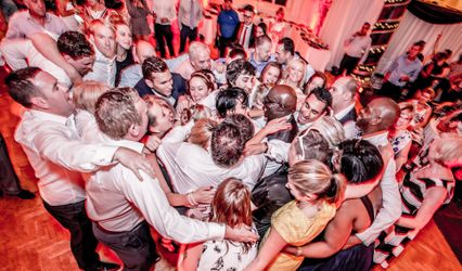 Tony Winyard DJ and MC