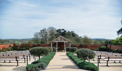 Upton Barn & Walled Garden