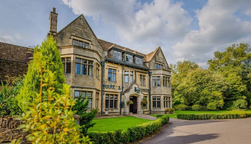 The Hare and Hounds Hotel