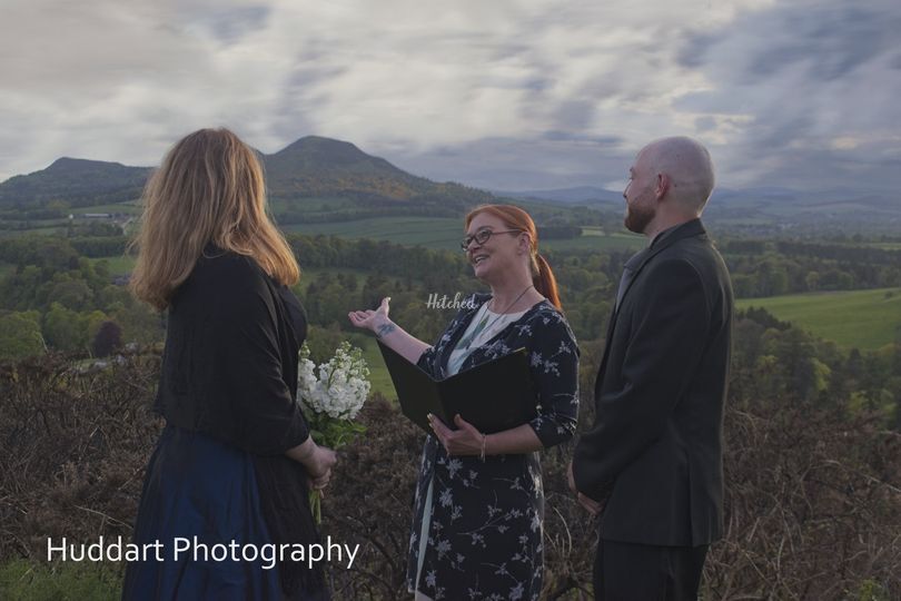 Sunflower Ceremonies - Bringing Love to Life