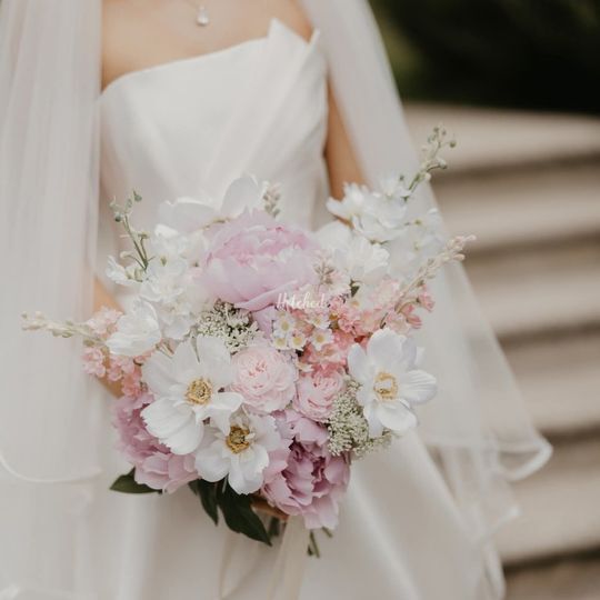 Lets Face it Creation - Event Florist