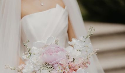 Lets Face it Creation - Event Florist