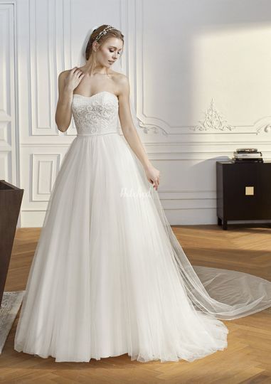 bella bridal shop