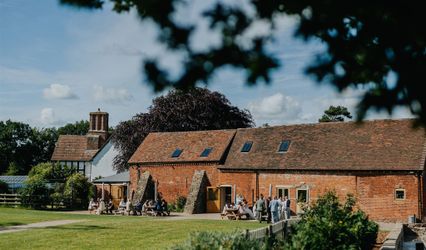 Moat Hall Barns