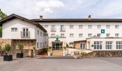 Airport Inn & Spa