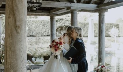 Tracey Hewitt Celebrant