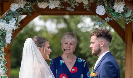 Simply Unique Ceremonies