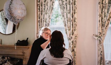 Sammy England Makeup Artist