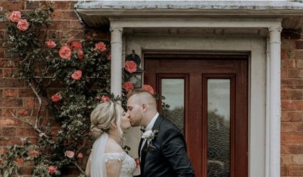 Bridal Hair by Liz Dunn 