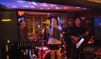 Glass Heart Band