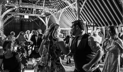 Hill Farm Tythe Barn Weddings 