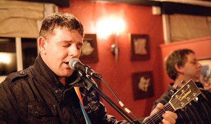 Man Bites Dog Acoustic Duo