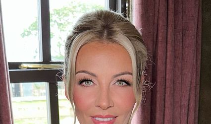 Leanne Allen makeup studio