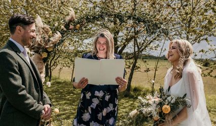 Francesca Foulsham Celebrant