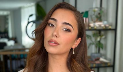 Olivia Caetano Make-up Artist