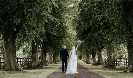 Reece  Siberini / Wedding Photography & Videography
