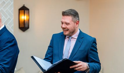 Ollie Lashley Celebrant