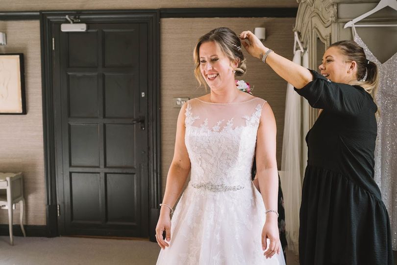 Nikki Webb Hair & Makeup Artist