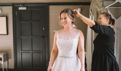 Nikki Webb Hair & Makeup Artist