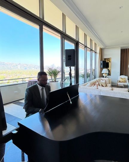 Gdaykeys Pianist