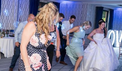 Fill The Floor Discos
