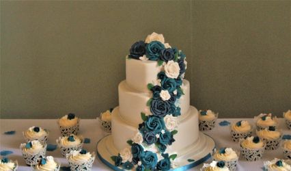 EnTicing Cakes By Christine