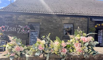 Zsa Zsa Designer Florist