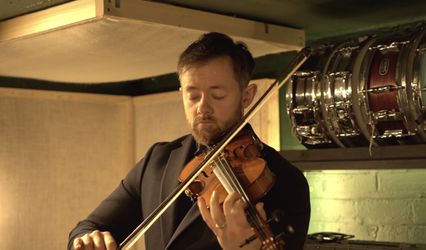 Robbie Mackenzie Music