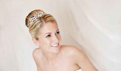 Alexandra Clare Makeup Artist