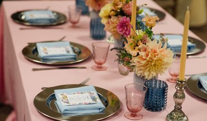 Blodau Blodwen Flowers