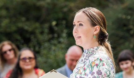 The Sparkling Celebrant