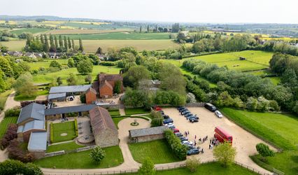 Dodford Manor - Barn Wedding Venue