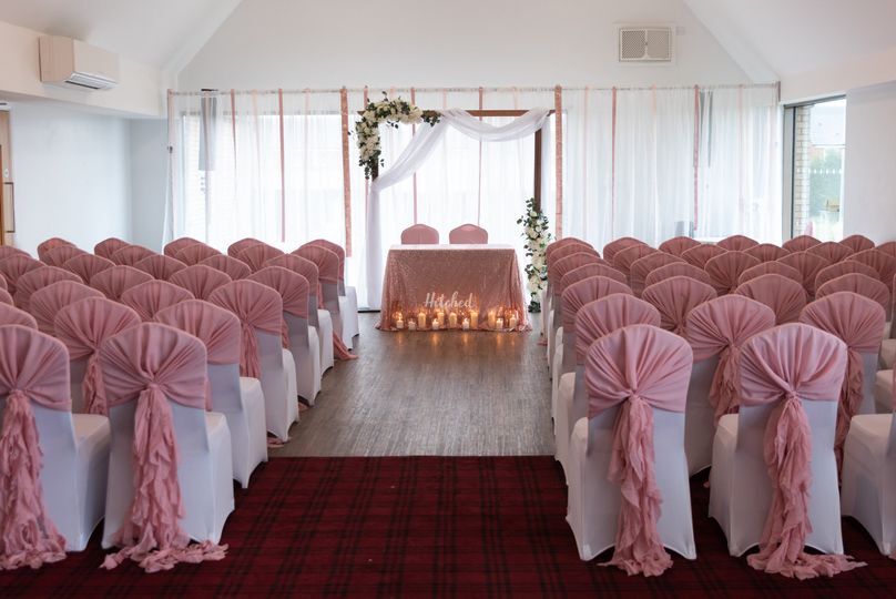 The 1892 Suite at Fairfield Golf Club