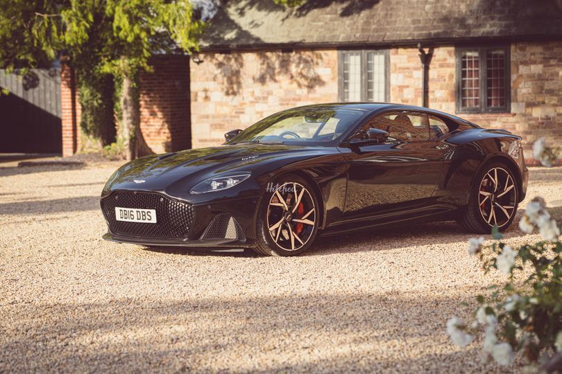 Wedding cars 24