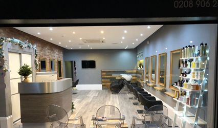 Kink Bridal Hair and Make Up