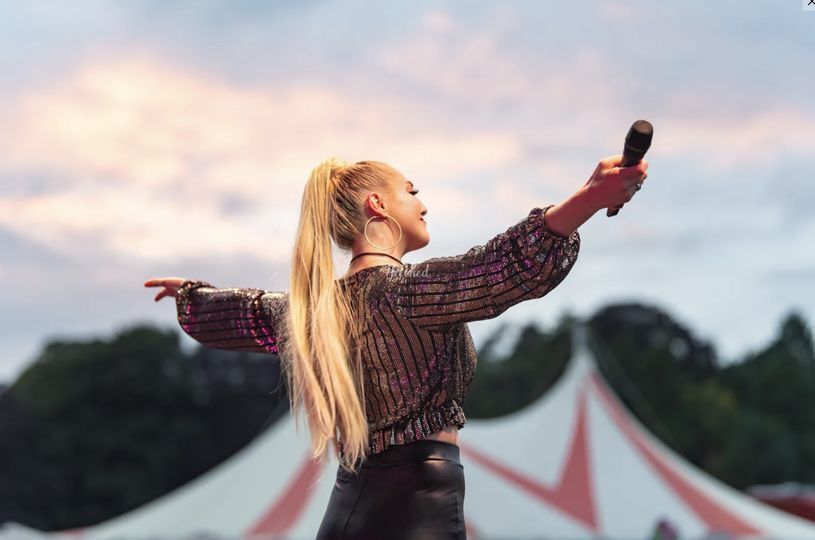 Rachel Chambers Singer