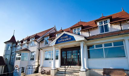 North Shore Hotel and Golf Club